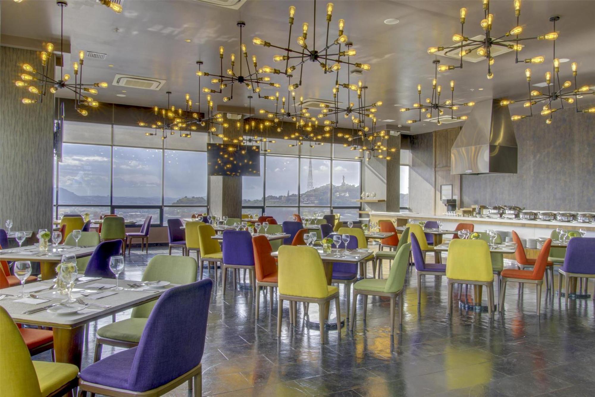 Doubletree By Hilton Guayaquil Hotel Eksteriør billede