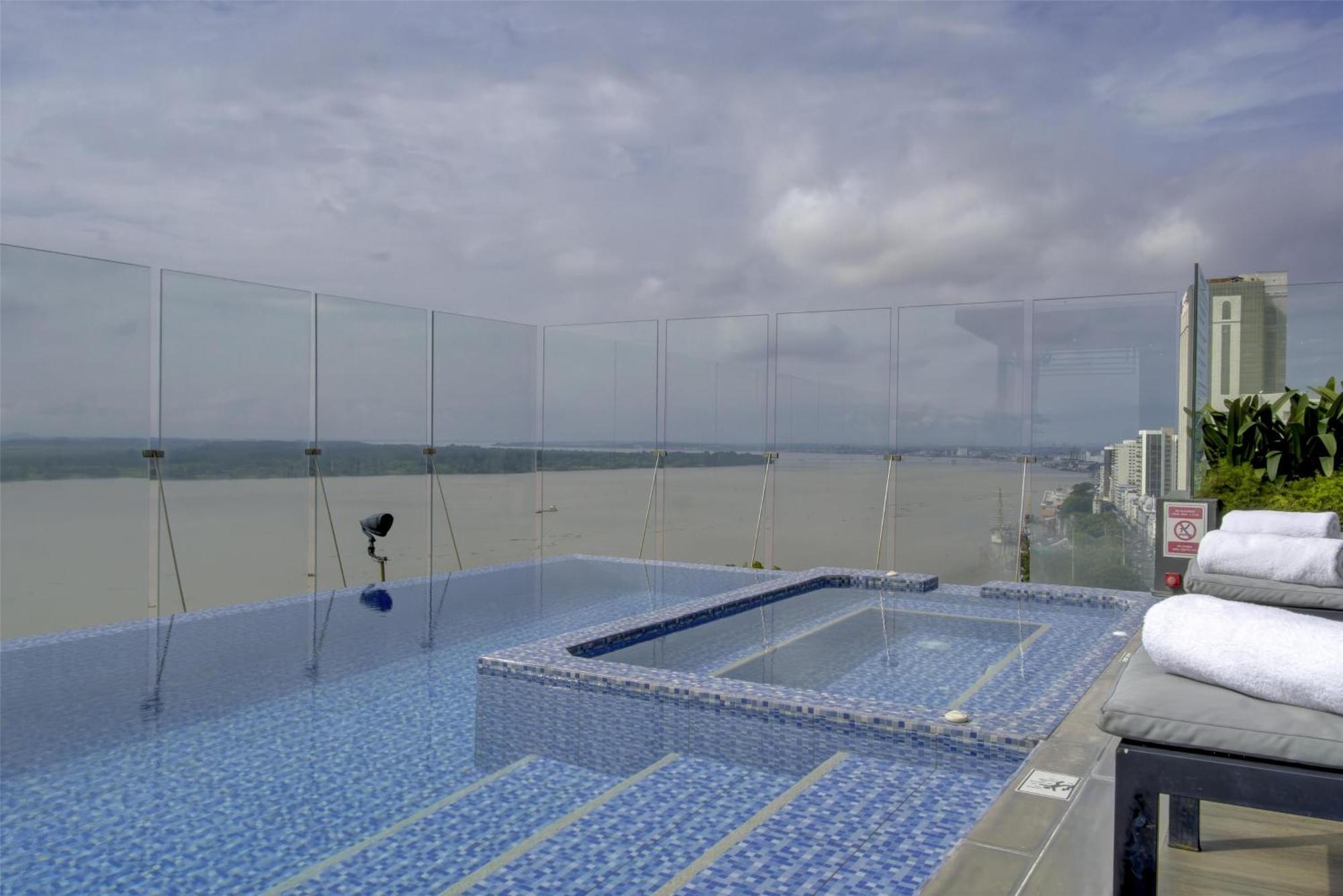 Doubletree By Hilton Guayaquil Hotel Eksteriør billede
